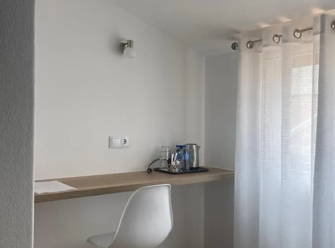 Nova Delpa Al B&B 칼다스하이냐